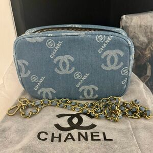 CHANEL Light Blue Denim CC Logo Crossbody with Gold Chain GWP